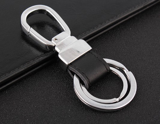 Men's classic keychain