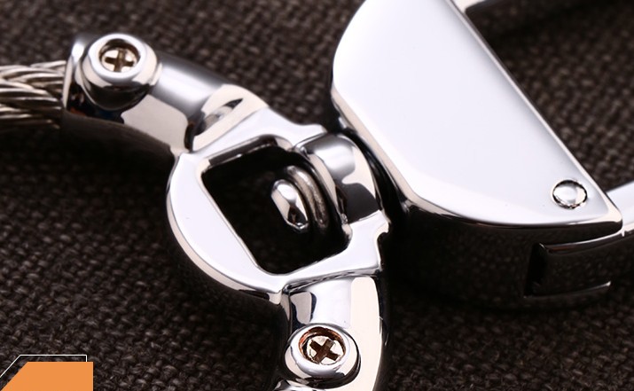 Classic zinc alloy keychain