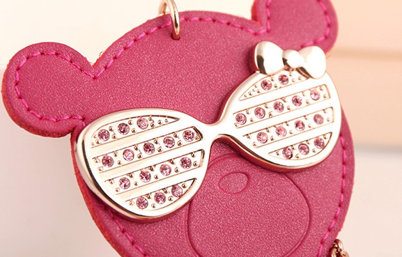 Wearing glasses bears lovers leather keychains