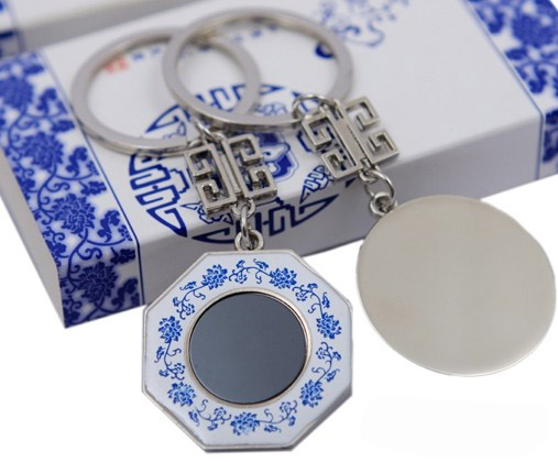 Chinese style blue and white porcelain keychain