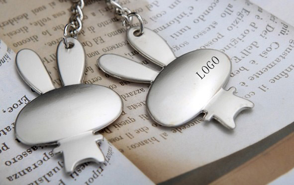 Rabbit couples alloy keychains