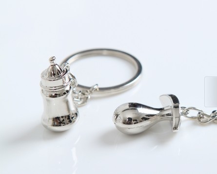 Personalized feeding bottle keychain