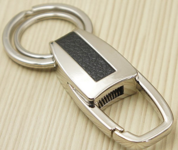 Men classic alloy keychain
