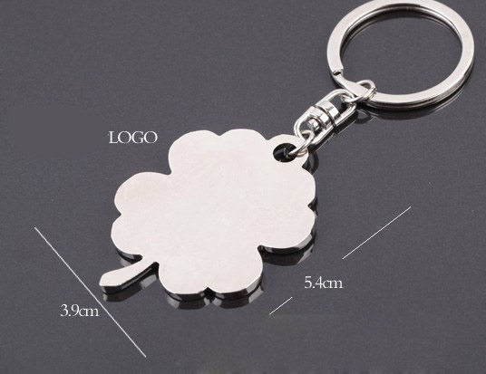 Heart style clover keychain