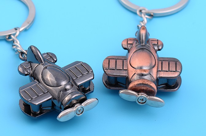 Propeller plane keychain