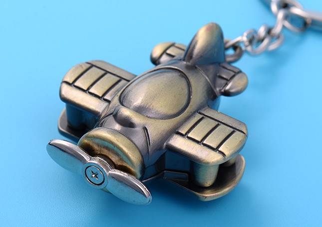 Propeller plane keychain