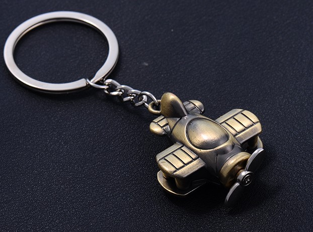 Propeller plane keychain