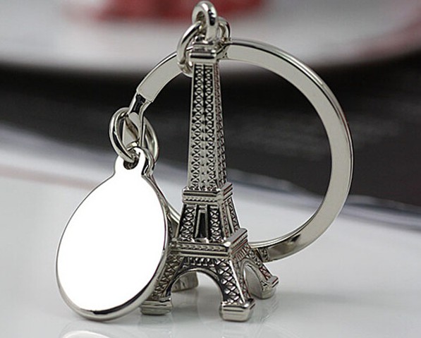 Eiffel Tower alloy keychain