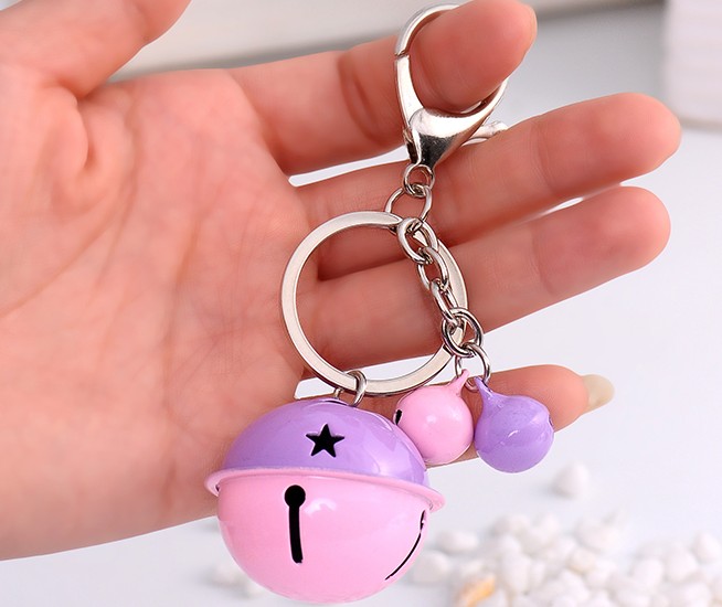 Fight color bell keychain