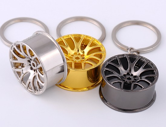 automobile wheel hub keychain