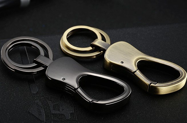 Personalized double ring alloy keychain