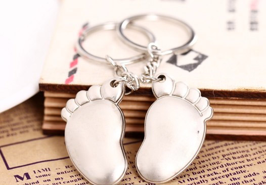 Personalized feet Couple keychains