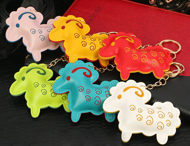Cartoon sheep keychain