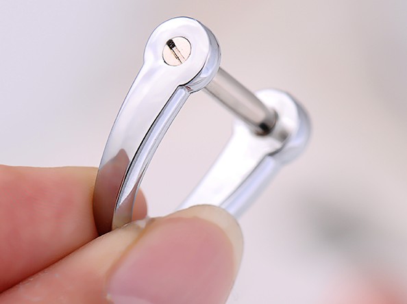 Stirrup buckle keychain accessories