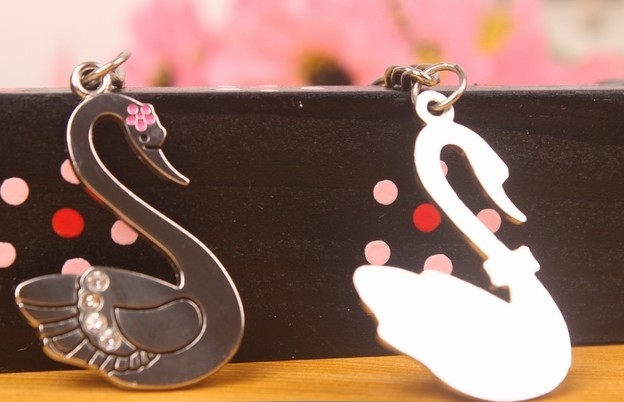 Swan Couple keychains