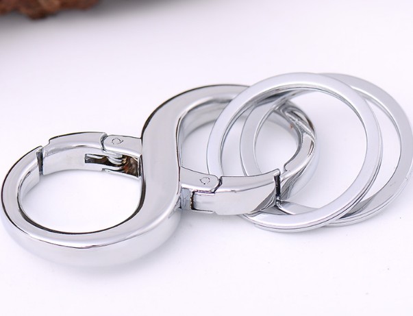 8 shape alloy double ring keychain