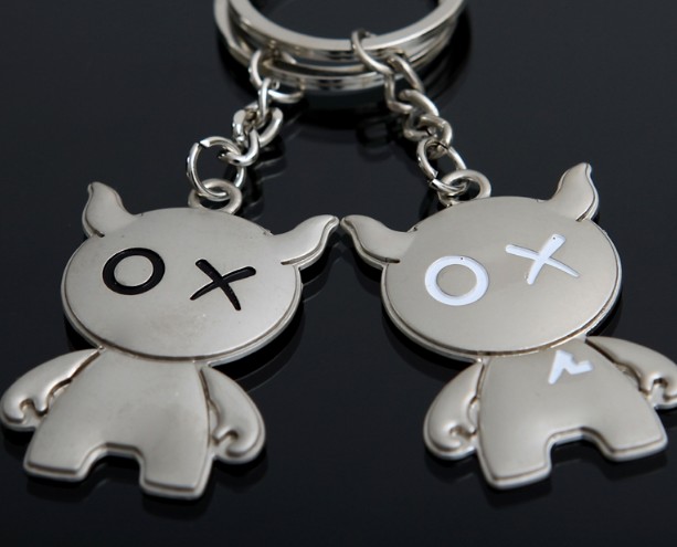 Cartoon couple keychains