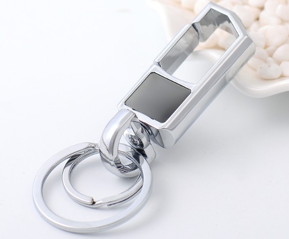 Men's classic alloy keychain