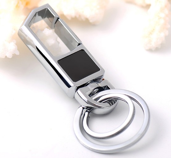 Men's classic alloy keychain