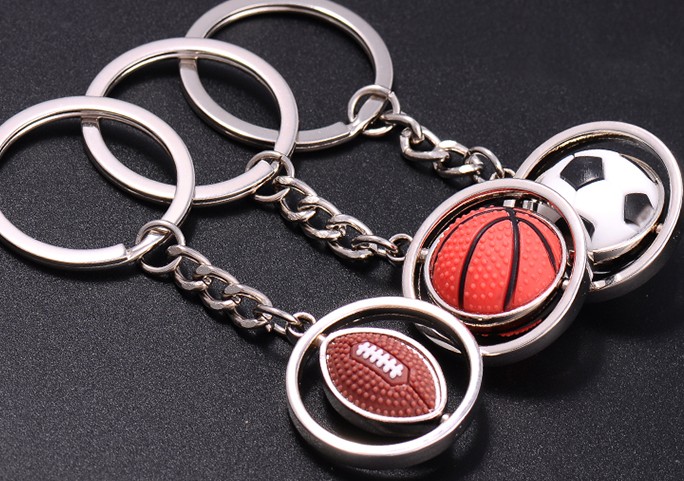 Rotatable basketball keychain