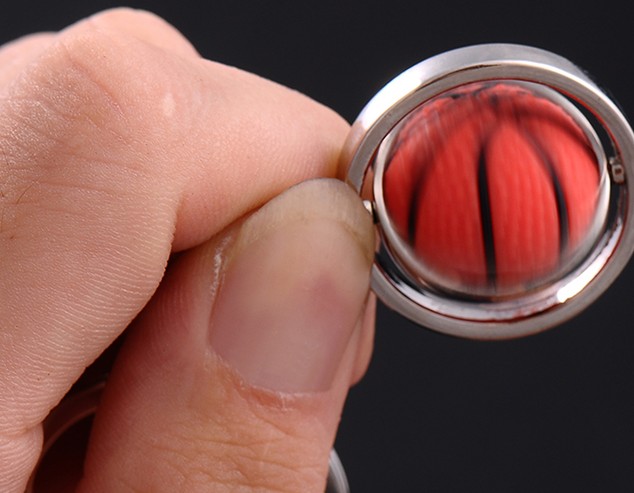 Rotatable basketball keychain