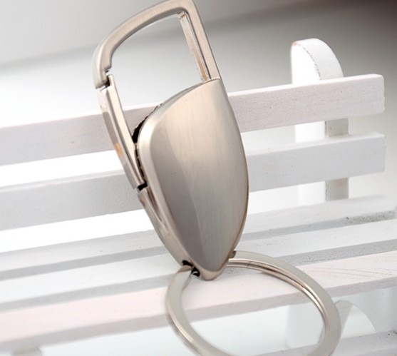 Men's classic keychain