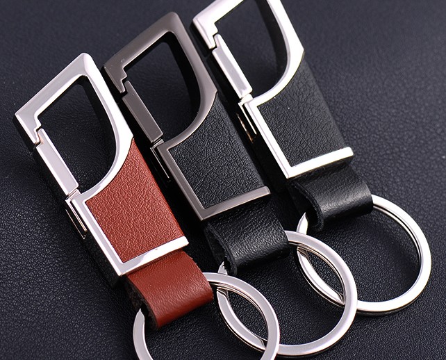 Classic leather keychain