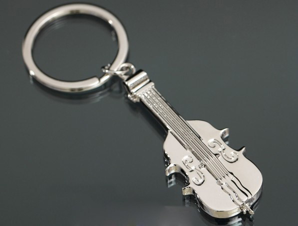 7cm violin alloy keychain