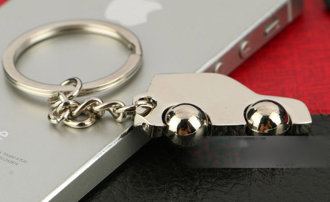 Creative car alloy keychain