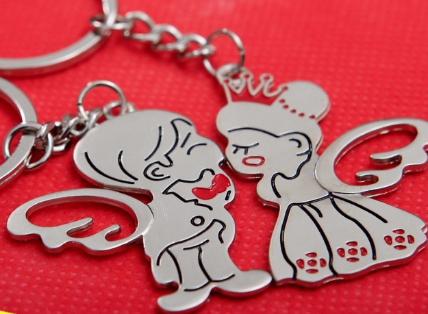 Angel couple keychains