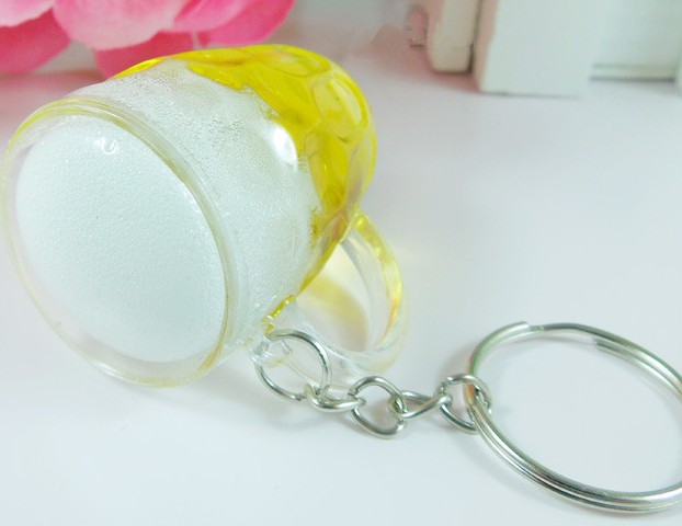 Mini beer mug keychain