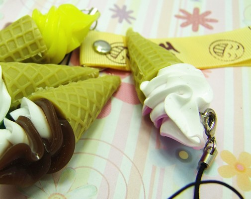 Ice cream keychain