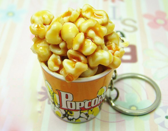 Creative popcorn keychain