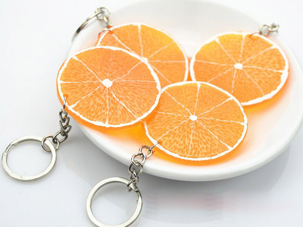Lemon slices keychain