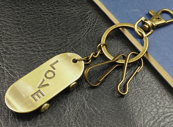 Love skateboard keychain