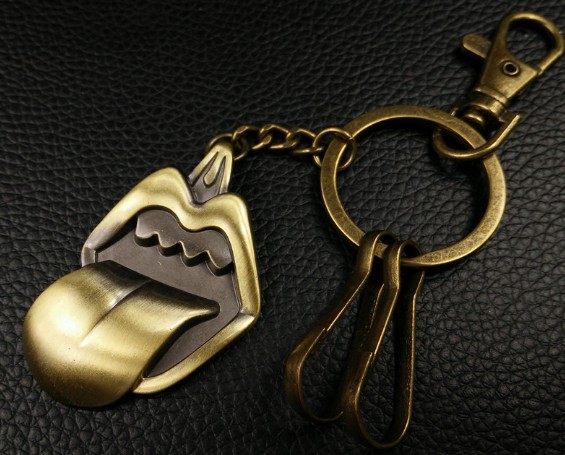 Bronze tongue keychain