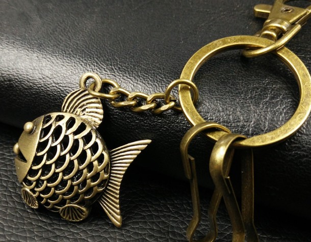 Bronze fish keychain