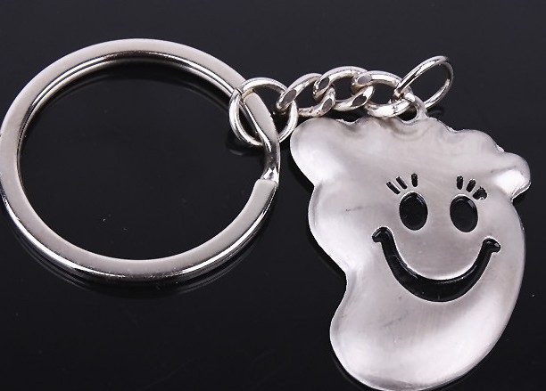 Hands and feet smiling Couple Keychains
