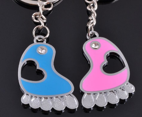 Love's footprints couple keychains