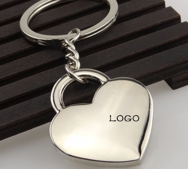 Heart-shaped lock with rhinestone keychain
