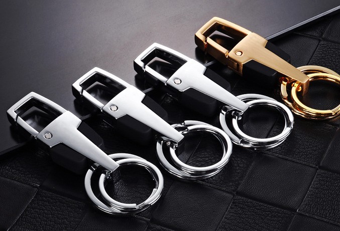 Classic double ring alloy keychain