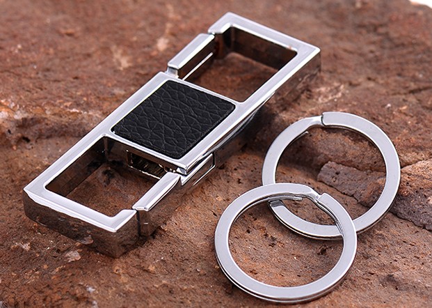 Classic double ring alloy keychain