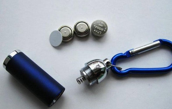 Variable focus Mini Flashlight keychain