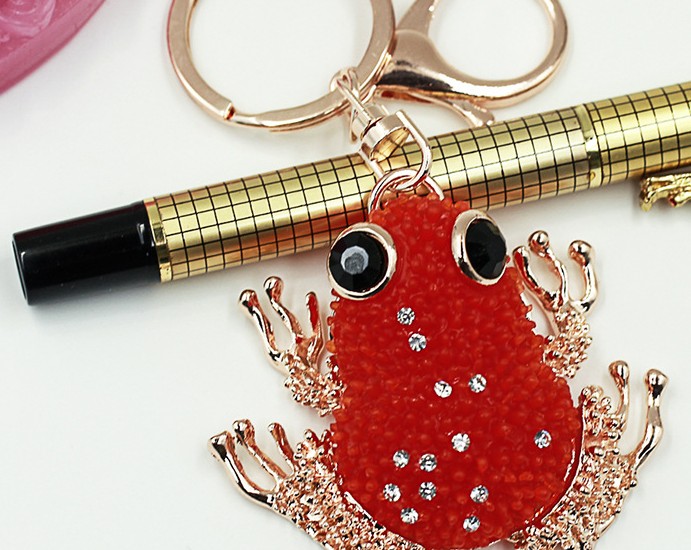 Lovely Rhinestone Frog Keychain