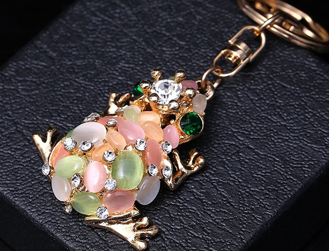 Unique Rhinestone Frog Keychain