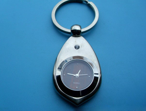 zinc alloy fashion watch keychain