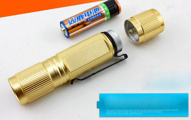 AA Battery 14500 Mini LED Flashlight
