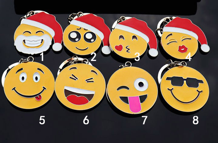 Smiley alloy keychain