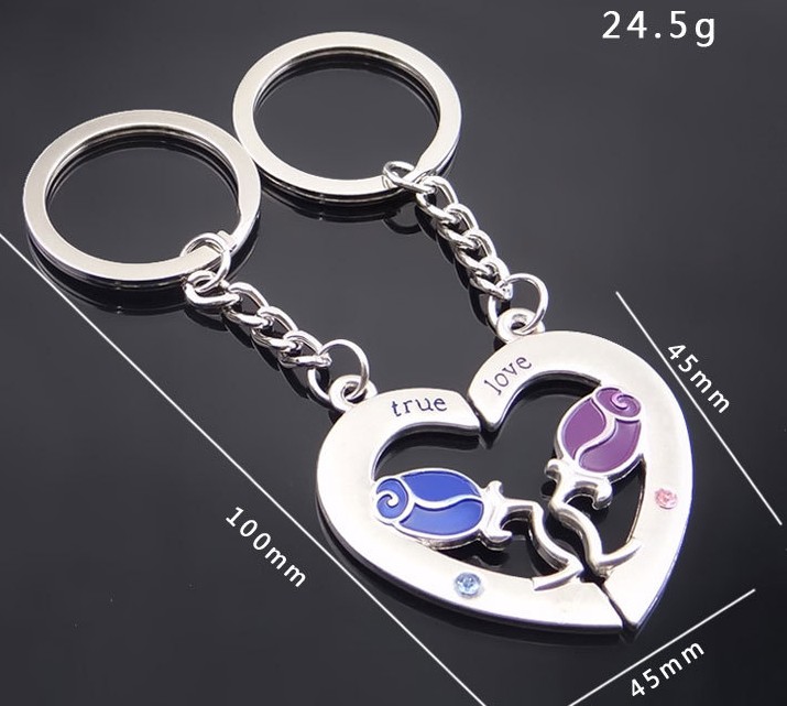 Heart-shaped true love rose keychain