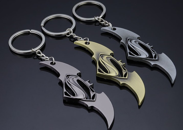 Bat alloy keychain